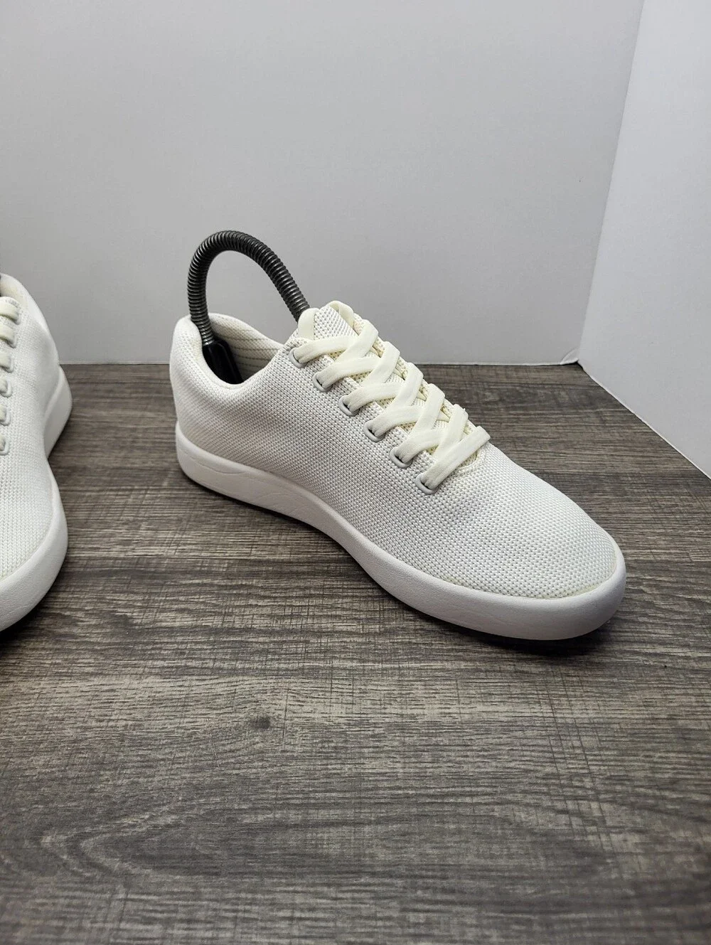 Atoms Shoes White Athletic Running Sneaker Low Top Classic Women 6.5